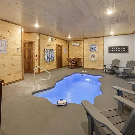 Dog Friendly, 3-Decks, Indoor Pool, Hot Tub With Arcade Villa